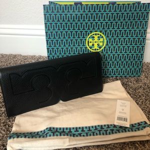 Tory Burch Serif Clutch BNWT
